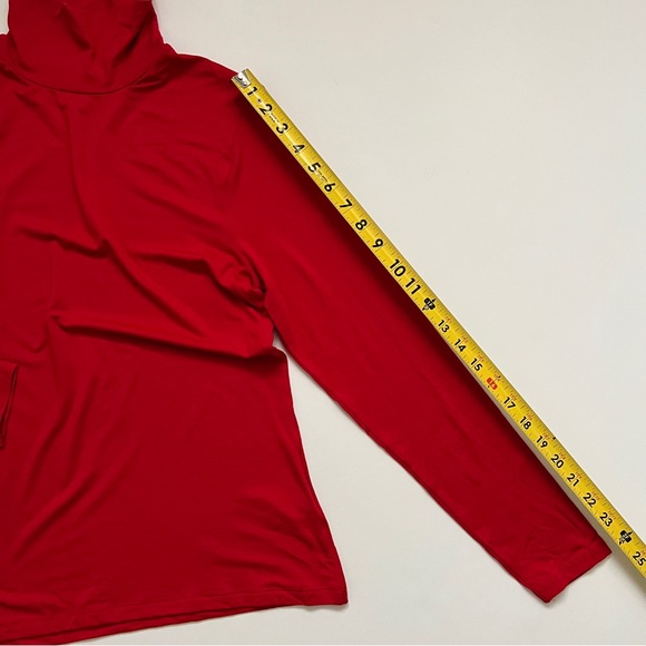 NWOT Danskin Stretch Lightweight Turtleneck - Picture 10 of 10